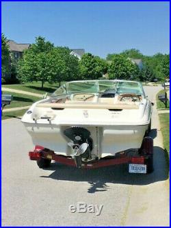 1998 Sea Ray 185 Bow Rider 112 hours on the engine. 4.3L Mercruiser Pristine