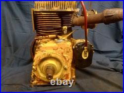 Antique Vintage MECO Wisconsin Cast Iron Horizontal Shaft Engine. Fires On Spray