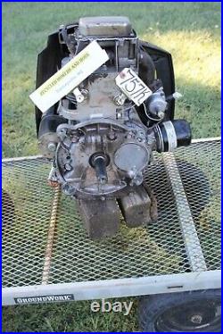 Briggs & Stratton 21 HP Vertical Shaft Mower Engine Motor 331877
