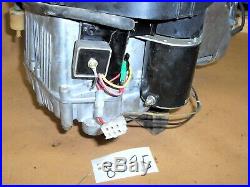 Briggs & Stratton 21hp Vertical Shaft ENGINE 331877 White Outdoor Cub Cadet