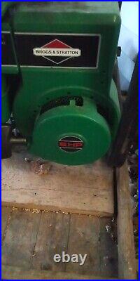 Briggs & Stratton Model 135292 5HP Side Shaft Gas Engine