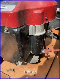 Briggs and Stratton 16hp Opposed Twin Vertical Shaft Engine Motor