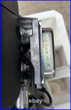 Genuine OEM BRIGGS & STRATTON ENGINE 31R877-0020-B1 1 Vert Shaft Old Stock NOS Genuine OEM BRIGGS & STRATTON ENGINE 31R877-0020-B1 1 Vert Shaft Old Stock NOS