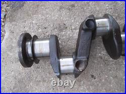 International 300 U Tractor main gas engine motor crank shaft crankshaft + gear