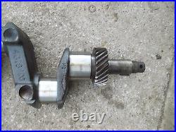 International 300 U Tractor main gas engine motor crank shaft crankshaft + gear