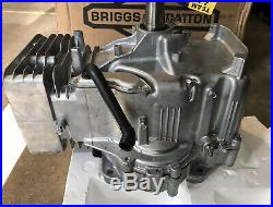 New Briggs & Stratton 31R976-0016-G1 17.5 HP Vertical Shaft Short Block 592060
