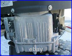 New! Briggs Stratton B&S Gold+ 19HP Vertical Shaft Tractor Engine 33R8770007G1
