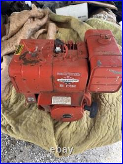 VINTAGE BRIGGS & STRATTON 8hp OLD Gas ENGINE Snowblower Motor Side shaft 1979