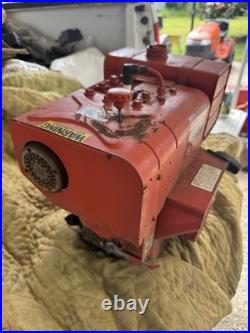 VINTAGE BRIGGS & STRATTON 8hp OLD Gas ENGINE Snowblower Motor Side shaft 1979