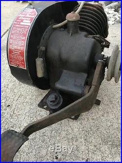 Vintage 4 Cycle Kick Start Iron Horse Johnson Horizontal Shaft Engine Model X305