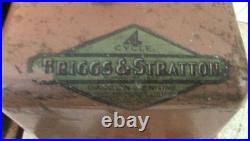 Vintage Briggs & Stratton 2HP Horizontal Shaft Engine