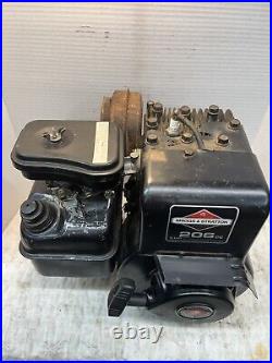 Vintage Briggs & Stratton 3/4 output shaft engine