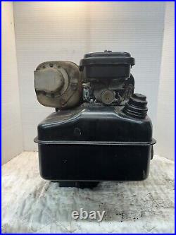 Vintage Briggs & Stratton 3/4 output shaft engine